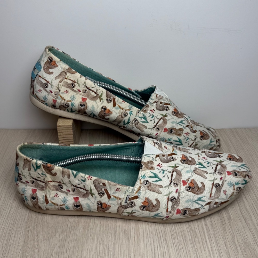 Canvas Slip On Shoes TOMS Womens 9 Cream Sloth Print Alpargata Flats